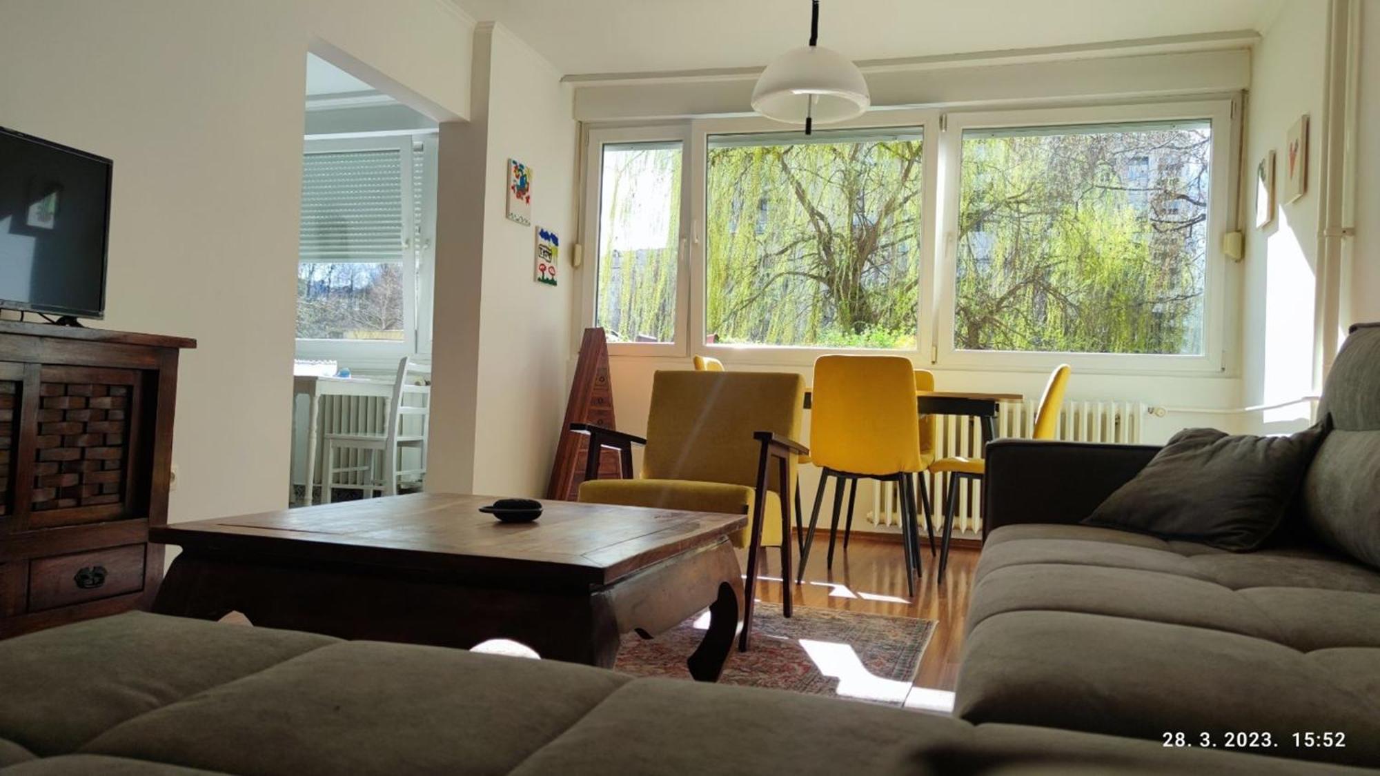 Otoka Apartment *